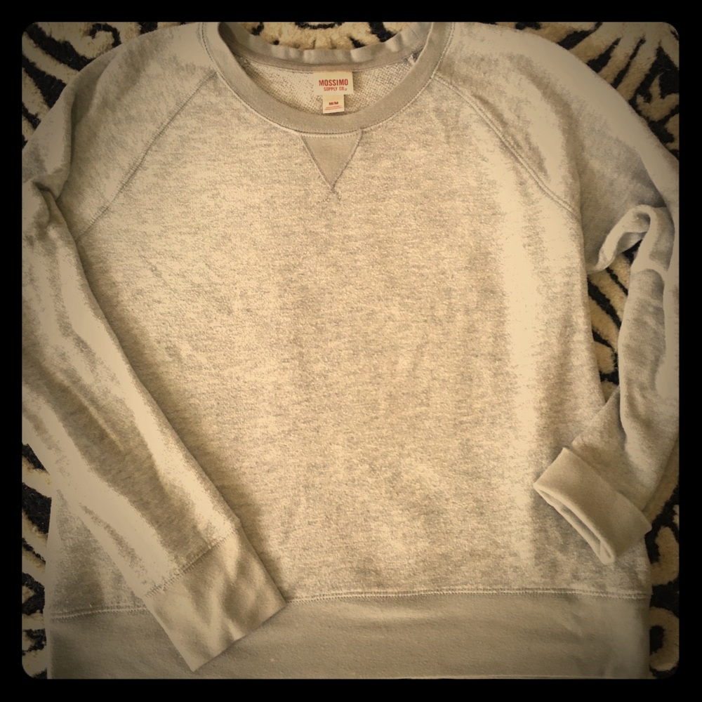 Hip sweatshirt
